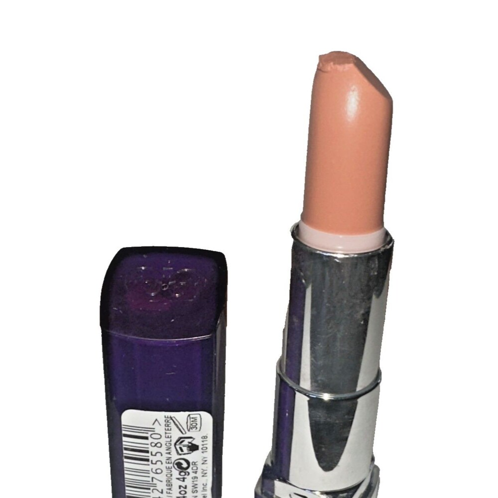 RIMMEL London Moisture Renew Lipstick 700 NUDE DELIGHT Peachy Nude, nicked tip